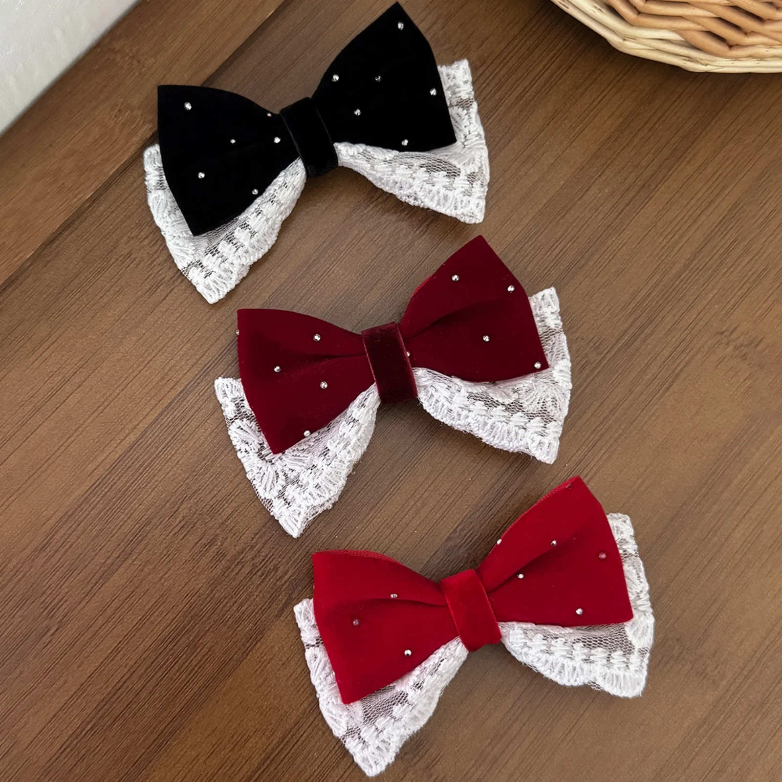 1PC Elegant Velvet Lace Bow Hair Clips for Women，Autumn Winter Fashion Hair Accessories with Rhinestone，Perfect for Chic Daily