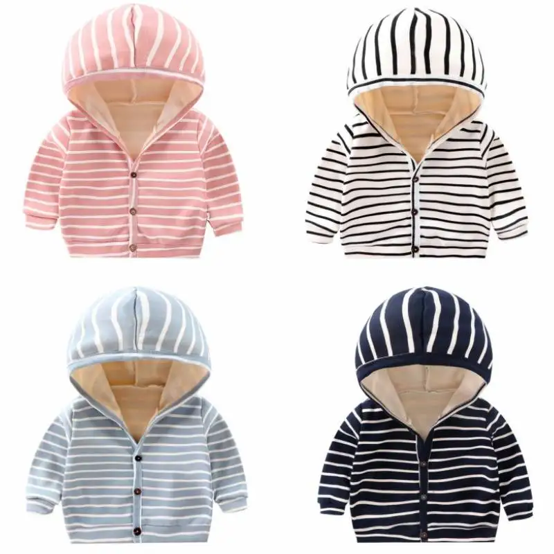 2021 Одежда для маленьких мальчиков и девочек милая полосатая куртка с капюшоном