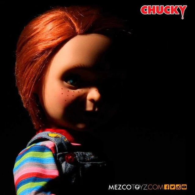 Mezco toys Figura Muñeco Chucky El Muñeco Diabolico Sonido 38 cm