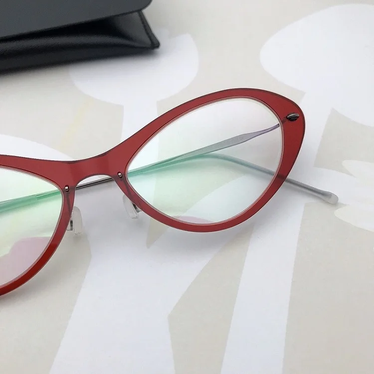 Dänemark Frauen schrauben lose Brille Rahmen ultraleicht 5g 6550 Mode Luxus Cat Eye Design Schmetterling Brillen Brille 2024 – Detail 18