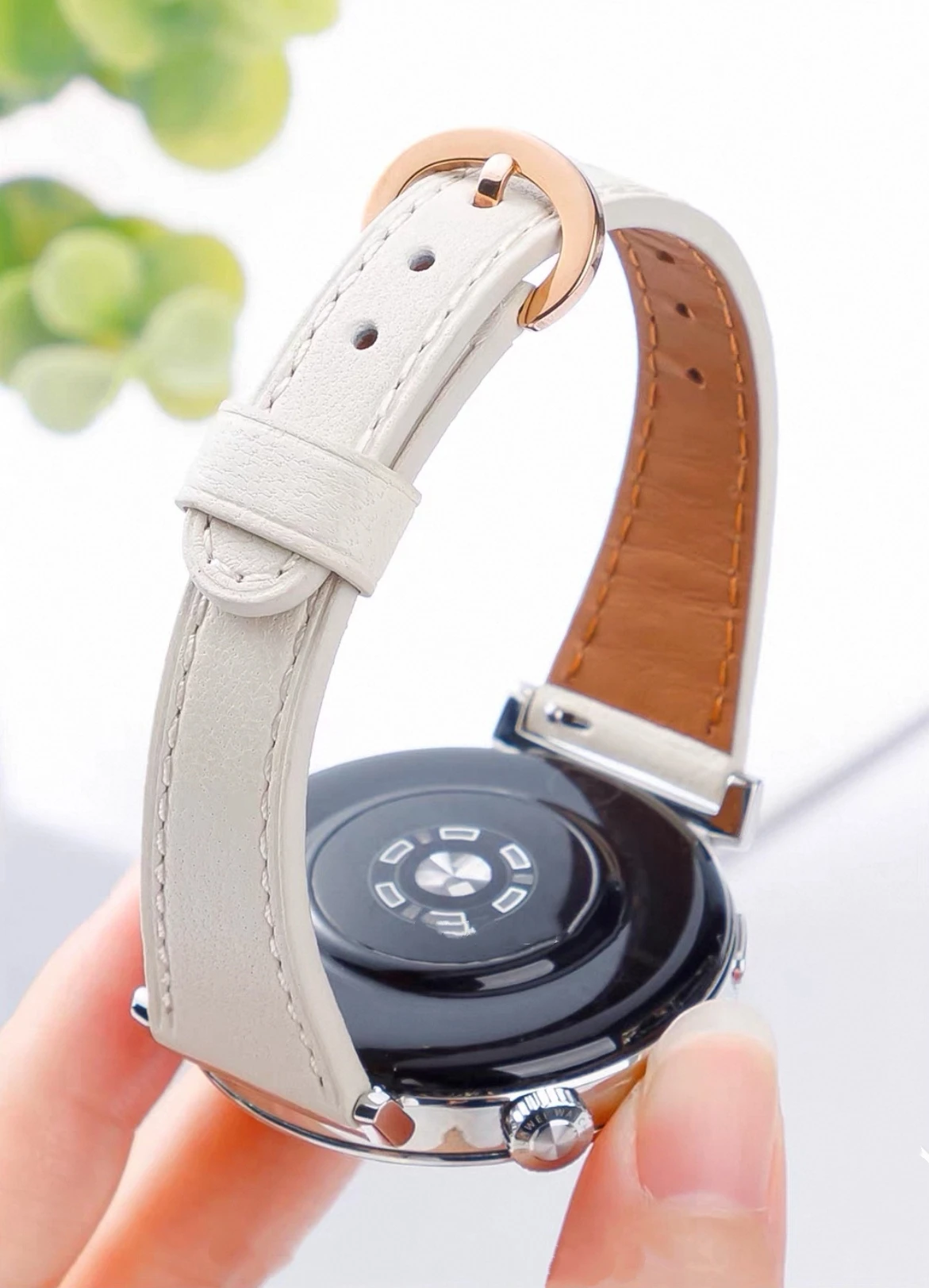 Premium Leather Loop Band - Universal Fit for Smartwatches, Multiple Sizes Available