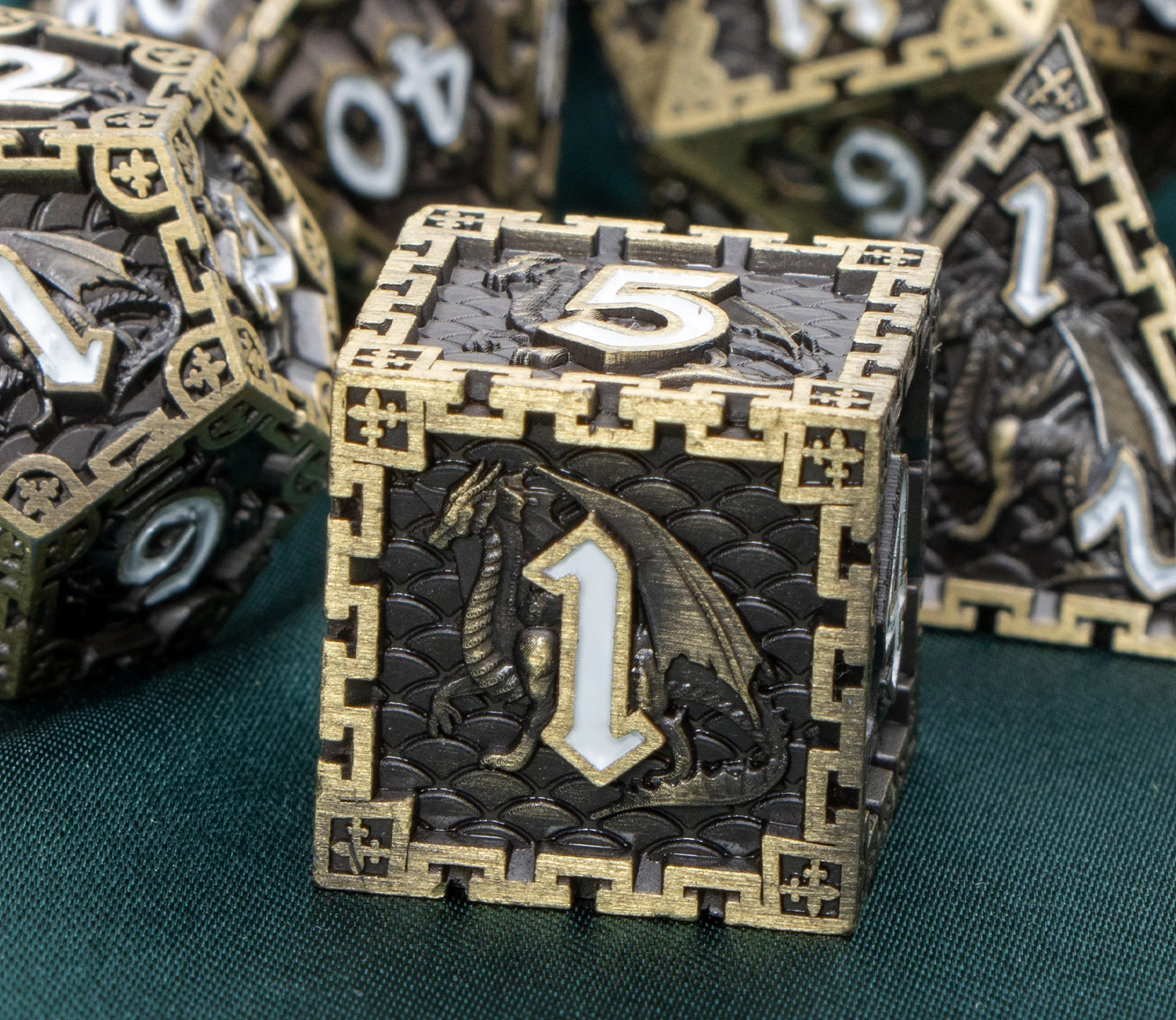 New DND D20 Dice Metal Polyhedral D&D Dice for Dungeon and Dragon RPG Roll Playing Game D20 D12 D10 D% D8 D6 D4 D+D Set