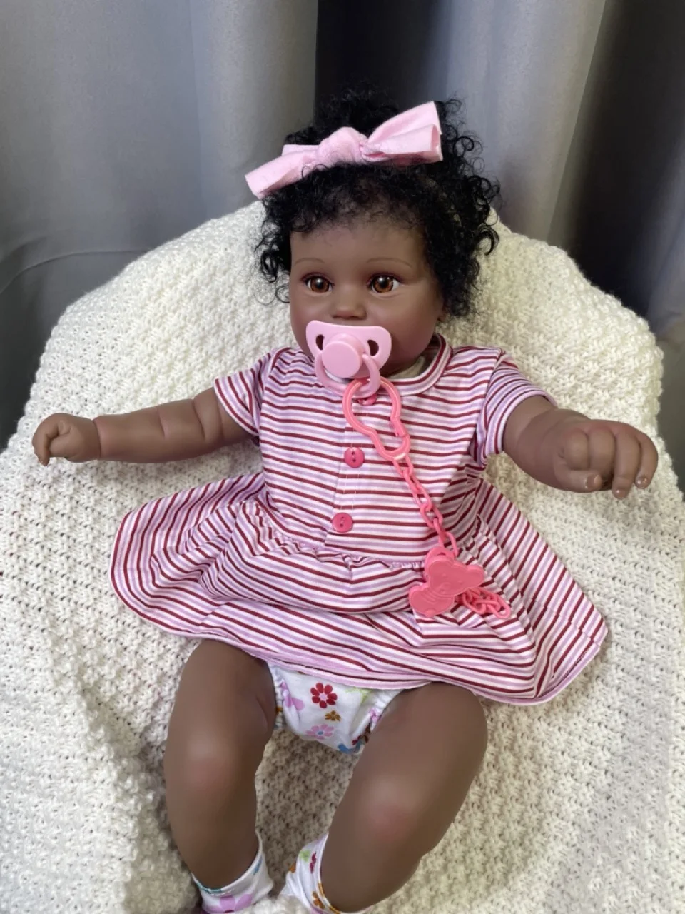 Boneca Bebê Reborn Afro Americana Paradise Galleries African American Black  Great to Reborn Baby Doll 50 cm - Miami Outlet Importados