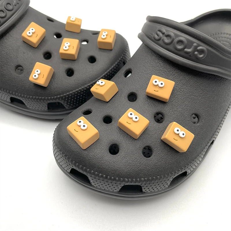 

3D Solid Funny Smiley Shoe Charms For Crocs Clogs Cute Fashion Pins DIY Parts Shoe Decorations For Child's Slippers Accessories