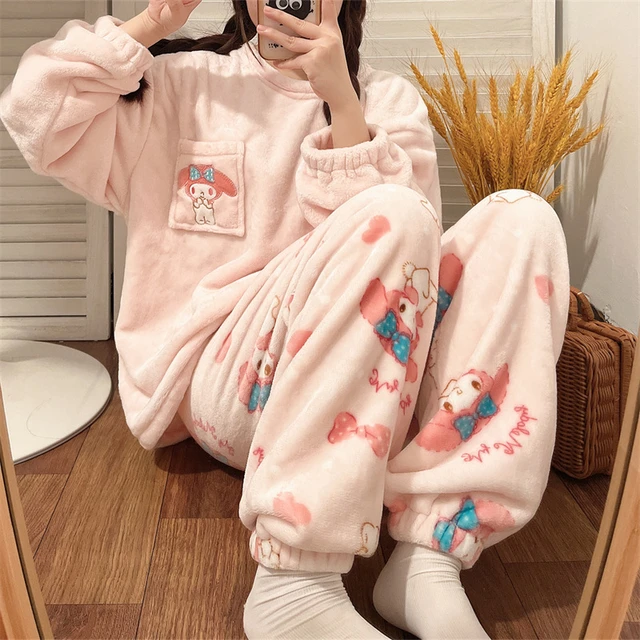 Sanrio-Pijama de felpa para mujer, ropa de dormir de Anime Kuromi, Melody  Cinnamoroll, Kawaii, suave, para el hogar, regalos - AliExpress