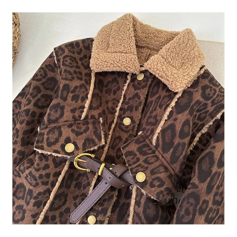 Girls' printed cotton jacket detail