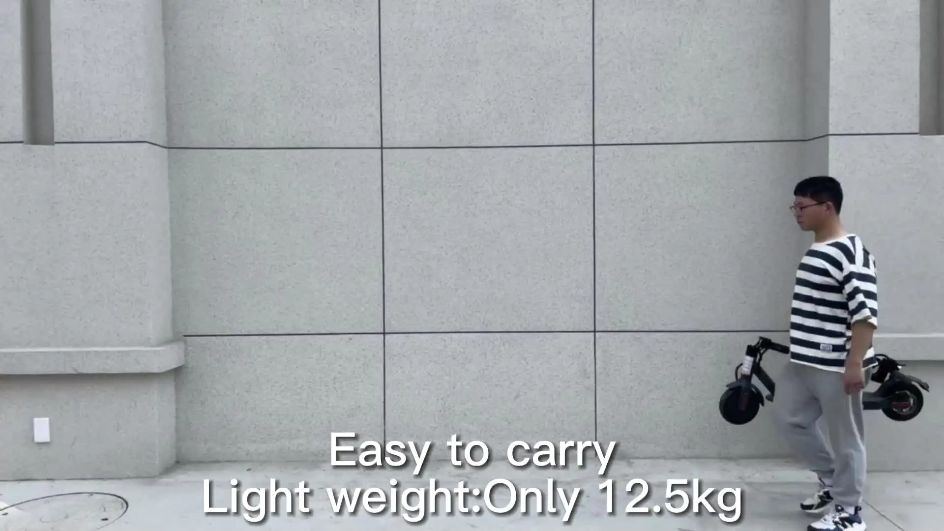 SUNNIGOO N7PRO Electric Scooter Adults 36V 10.4Ah Escooter Long Range 19 Miles Lightweight Kick Scooter US Stock Black With Gift