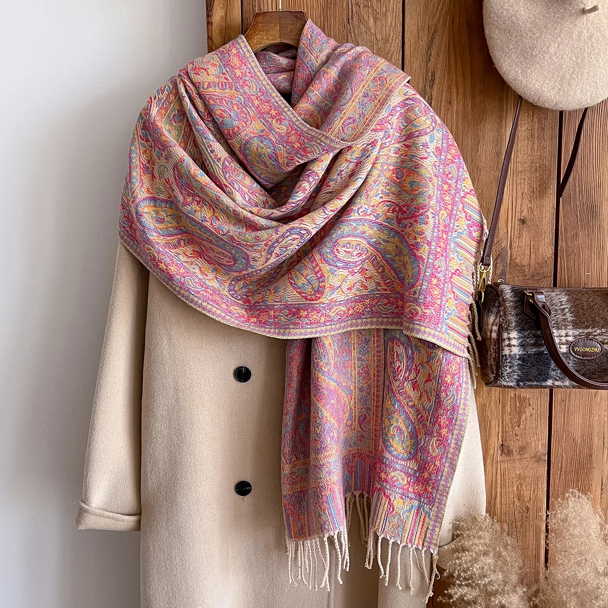 New Winter Brand National Style Paisley Design Thick Pashmina Warm Shawl Long Tassel Print Scarf Women Keep Warm Poncho Stoles