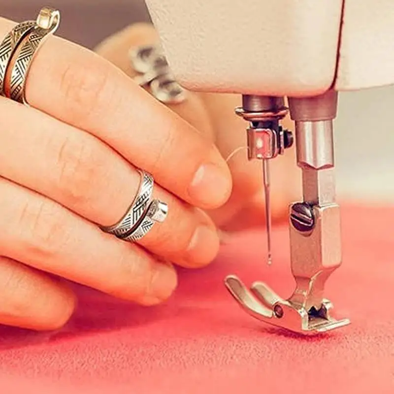 Knitting Crochet Loop Adjustable Ring Webbing Crochet Wool Knitting Finger Thimble Yarn Guide Sewing Accessory