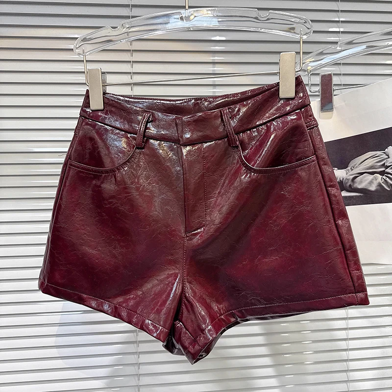 DEAT 2025 Autumn Winter New Fashion Solid Color PU Leather Boot Short Pant For Women High Waist Versatile Shorts Female 11A07168