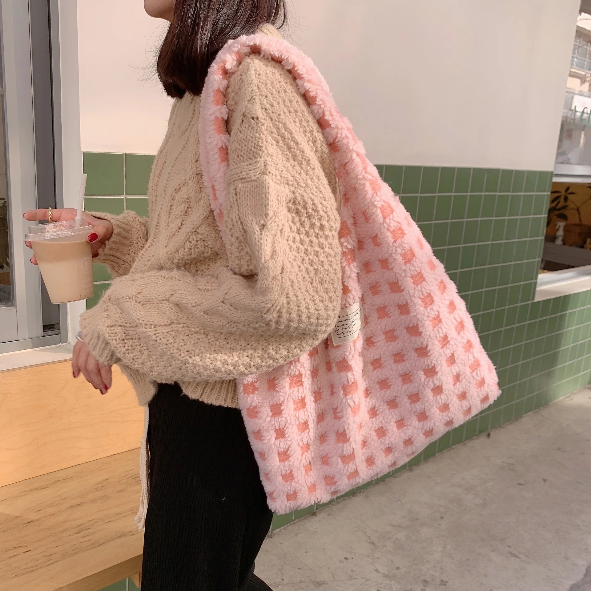 Plush Waffle Pattern Eco-Friendly Shoulder Bag