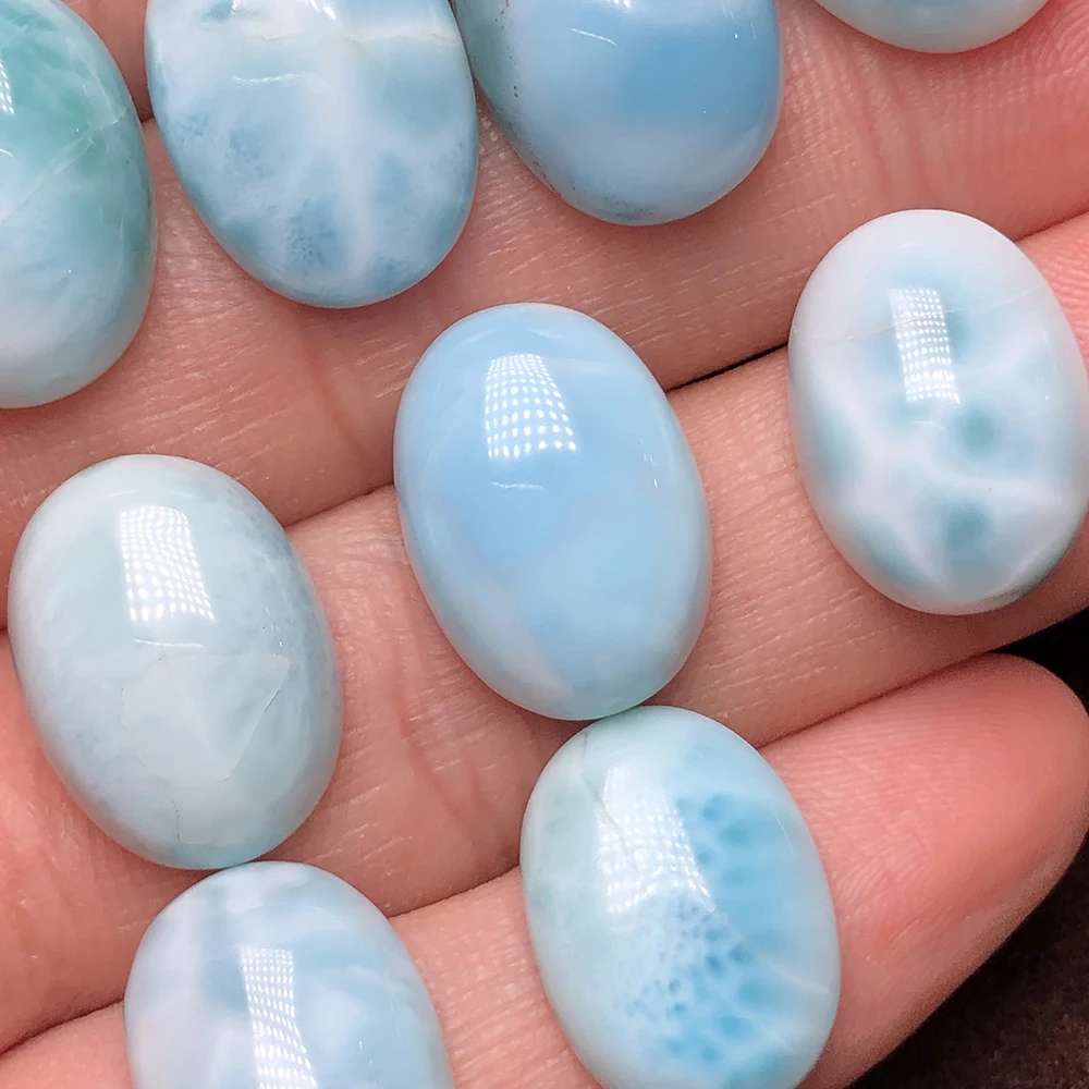 Natural oval shaped Lalima 18 * 12 * 6 bare stone of high quality, can be paired with earrings, necklaces, rings, and stones
