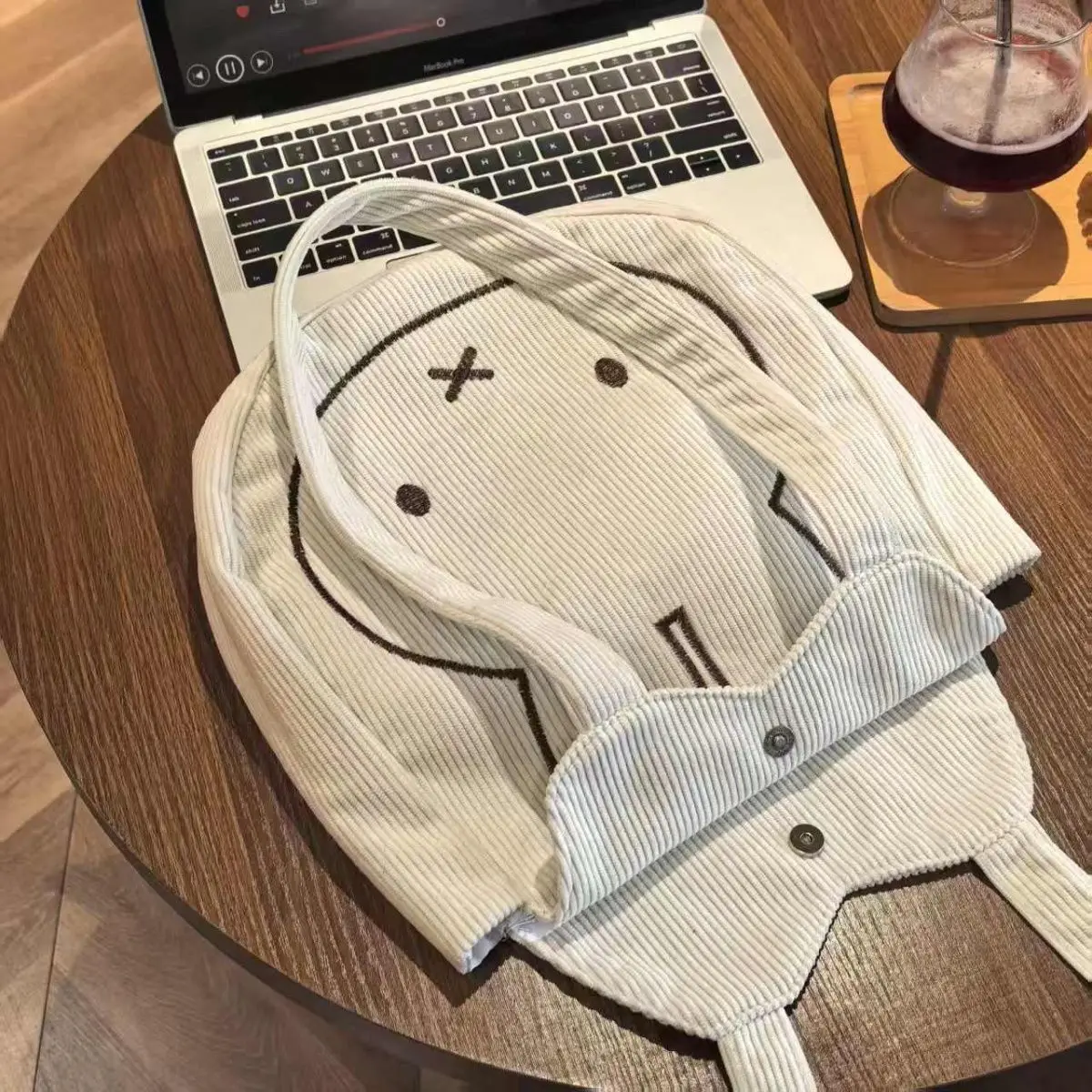 Miffy Totter Tasche Kawaii Große Kapazität Fell-Einkaufstasche Stilvolle Herbst-Winter Multifunktionale Schultertasche für Mädchen