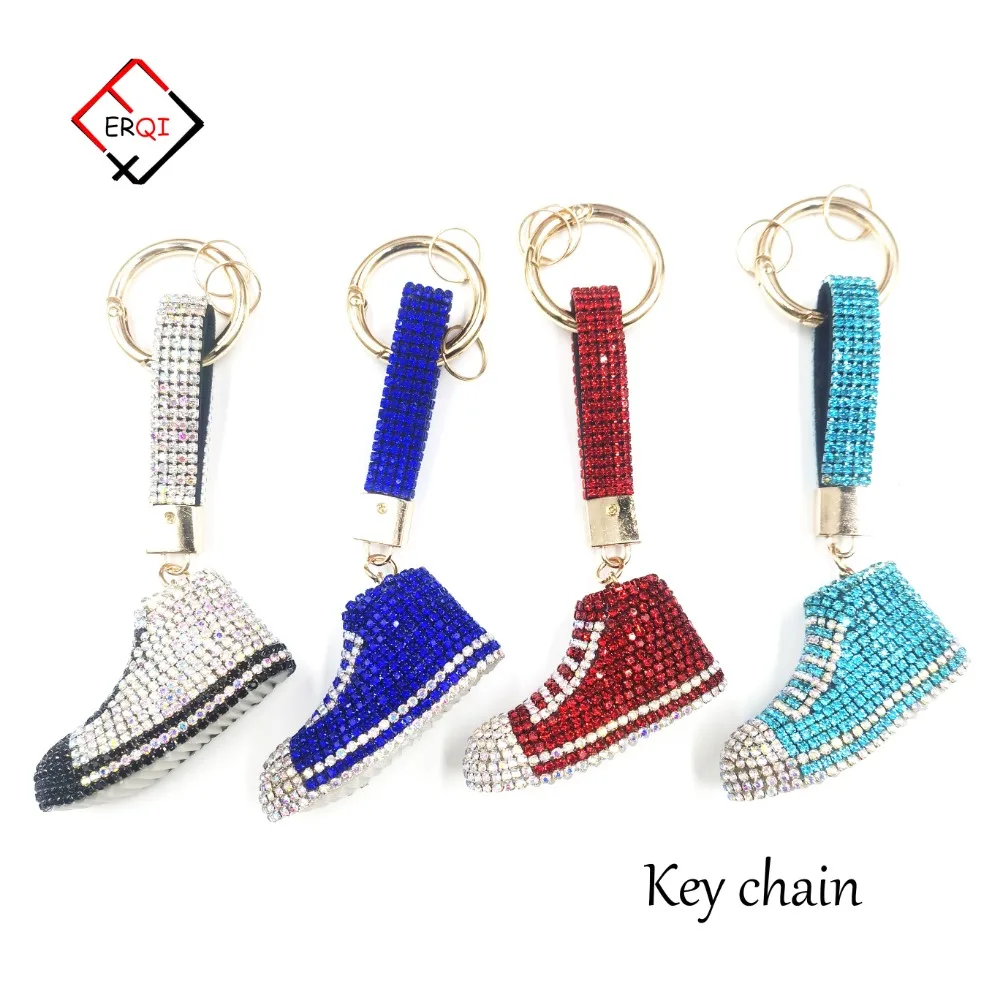 

2024 Light Luxury Multi Color Shoes Keychain Full Water Diamond Alloy Keychain Women's Handbag Pendant Creative Gift