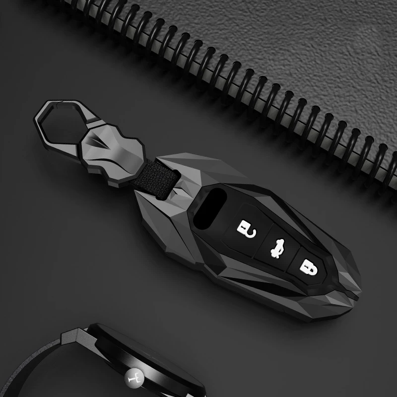 Luxury Zinc Alloy Metal Car Key Case and Keychain Holder
