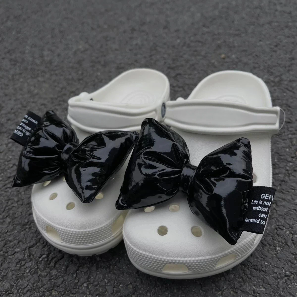 Bunte Schleifenknoten-Charms für Sandalen, niedliche Schuh-Charms, DIY Damen-Clogs, dekorative Schnalle, neue modische Schuhschnalle – Detail 4