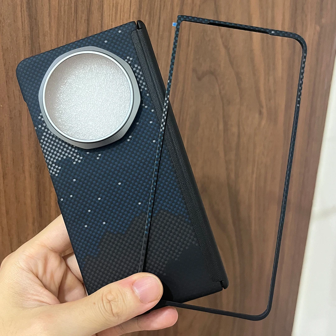 Premium Magnetic Carbon Fiber Hinge Phone Case for Huawei Honor Magic V3 5G - Magsafe Compatible