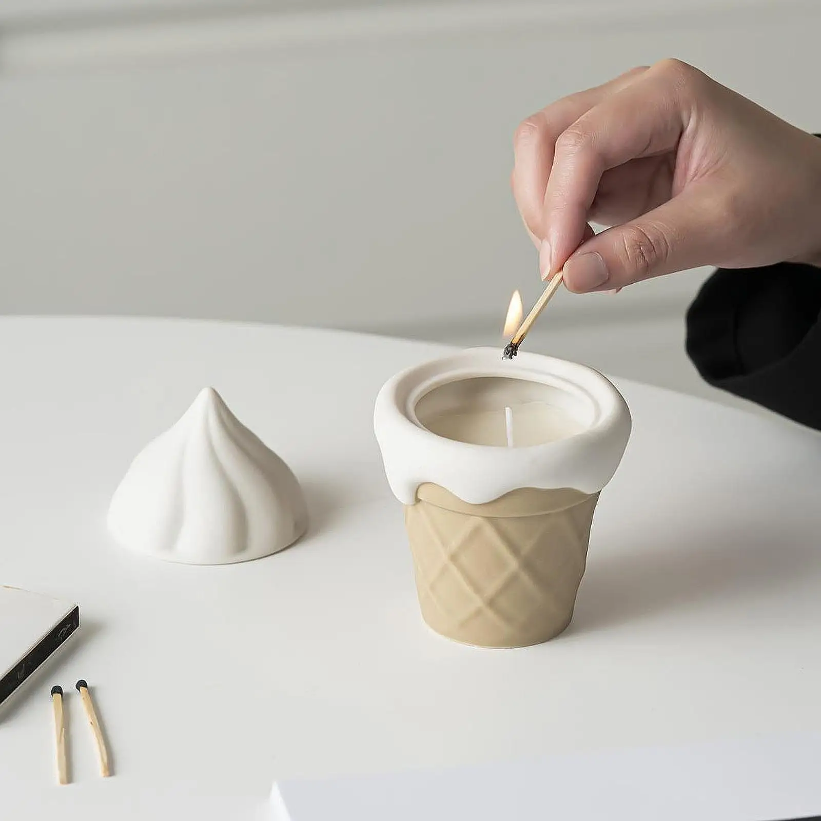 Candle Cup Ice Cream Shaped Ceramic Ornament for Office Party Living Room
