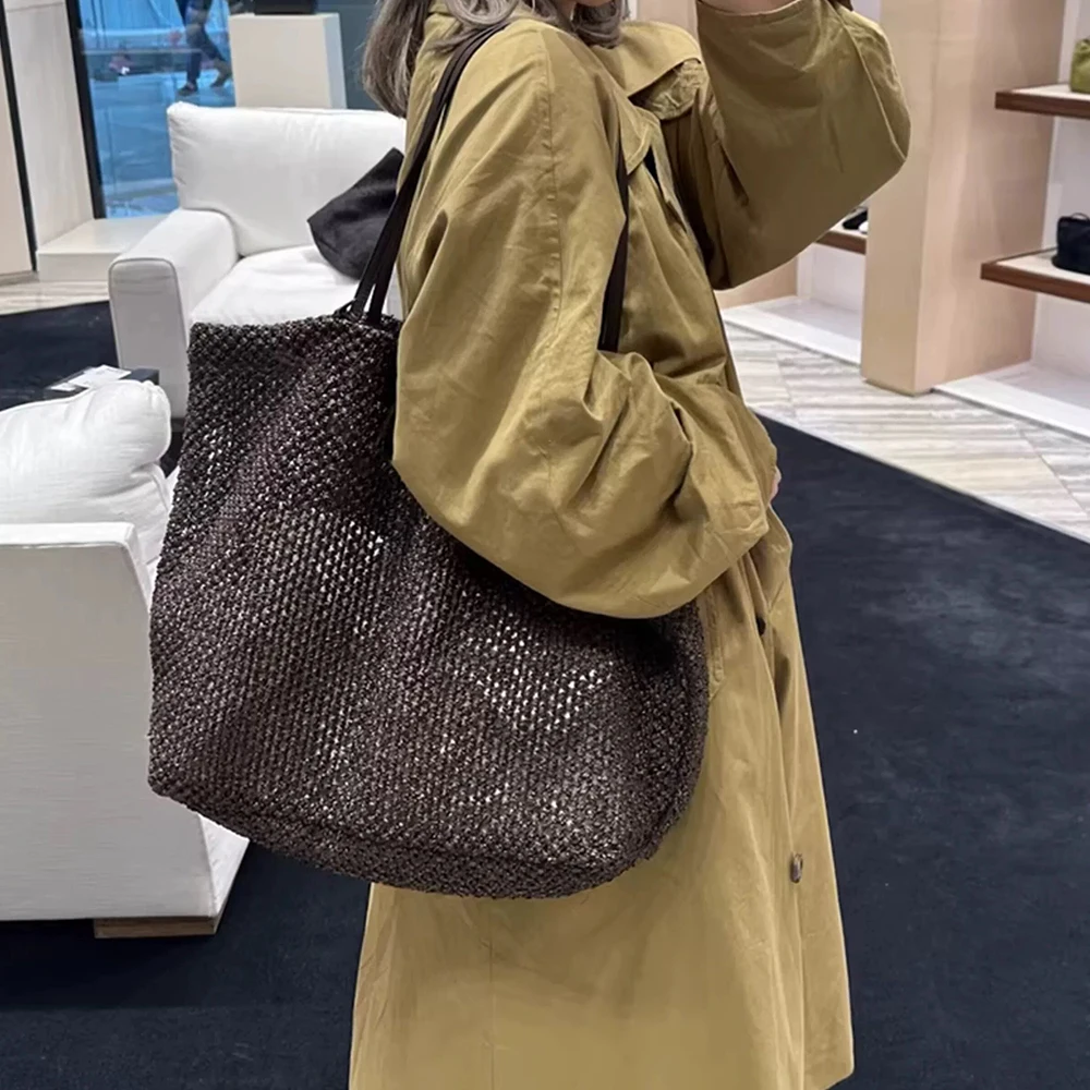 Borsa da Spiaggia Intrecciata Traforata in Paglia e Corda di Carta Stile Bohemien da Donna - immagine 3