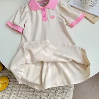 Robes Polo Élégantes pour Filles Été 2026 – Robe Tendance à Col Brodé Cœur pour Enfants de 1 à 7 Ans – Tenue de Vêtements pour Enfants 6