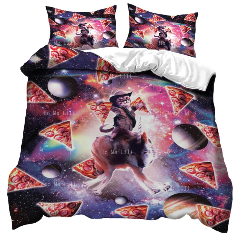 

Ковбойский котенок ездит на волчьем единороге, чтобы съесть пиццу, пододеяльник от Ho Me Lili, Комплект постельного белья