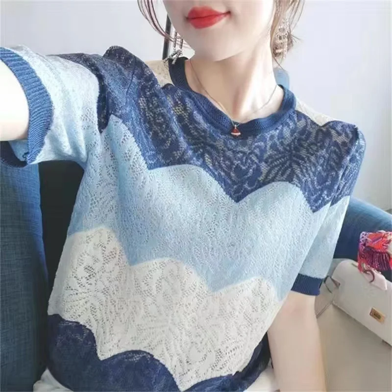

Hollow short sleeve female 2021 summer new loose large size color matching coat student Korean knitted bottoming shirt