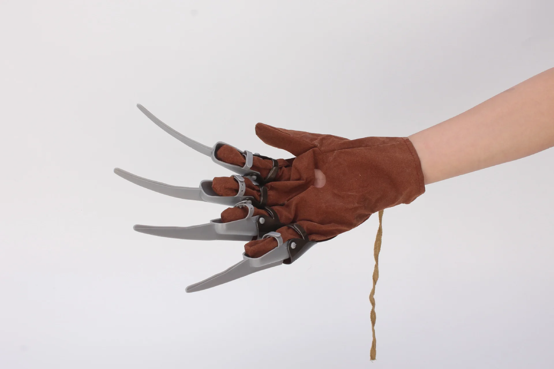 Cosplay gloves A Nightmare On Elm Street Freddy Krueger Cosplay Gloves Horror Halloween Party Costumes Handwear Props