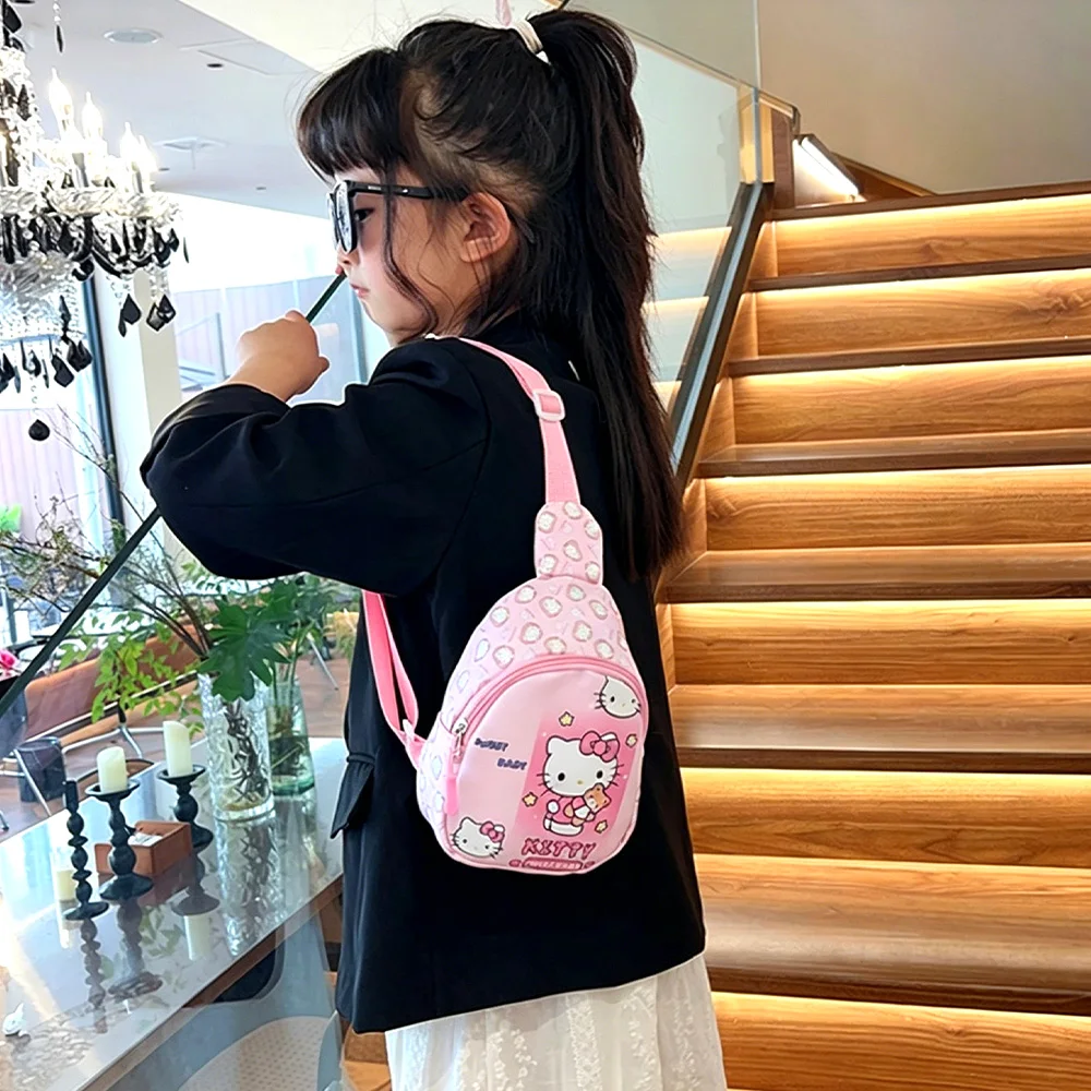รูปสินค้า กระเป๋าสะพายข้างเกาหลี น้ำหนักเบา ใส่ใจทุกการเดินทาง