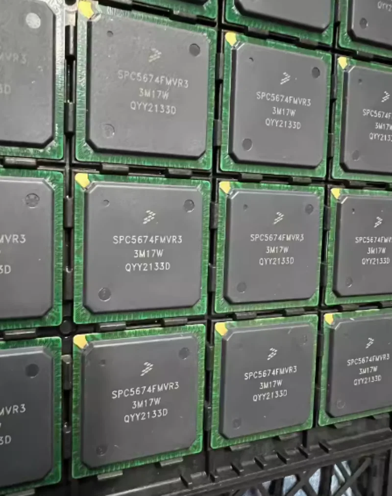 

Микроконтроллер SPC5674FMVY3 SPC5674FMVR3 BGA416, 1 шт.