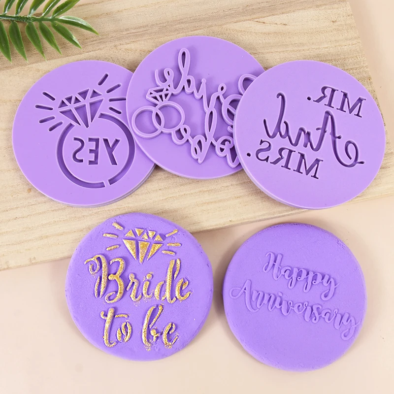 Description Picture 2 of itemBride To Be Wedding Cookie Embossed Stamp Mr Mrs Love Biscuit Mould Valentines Day Party Supplies Bridal Shower DIY Baking Tools