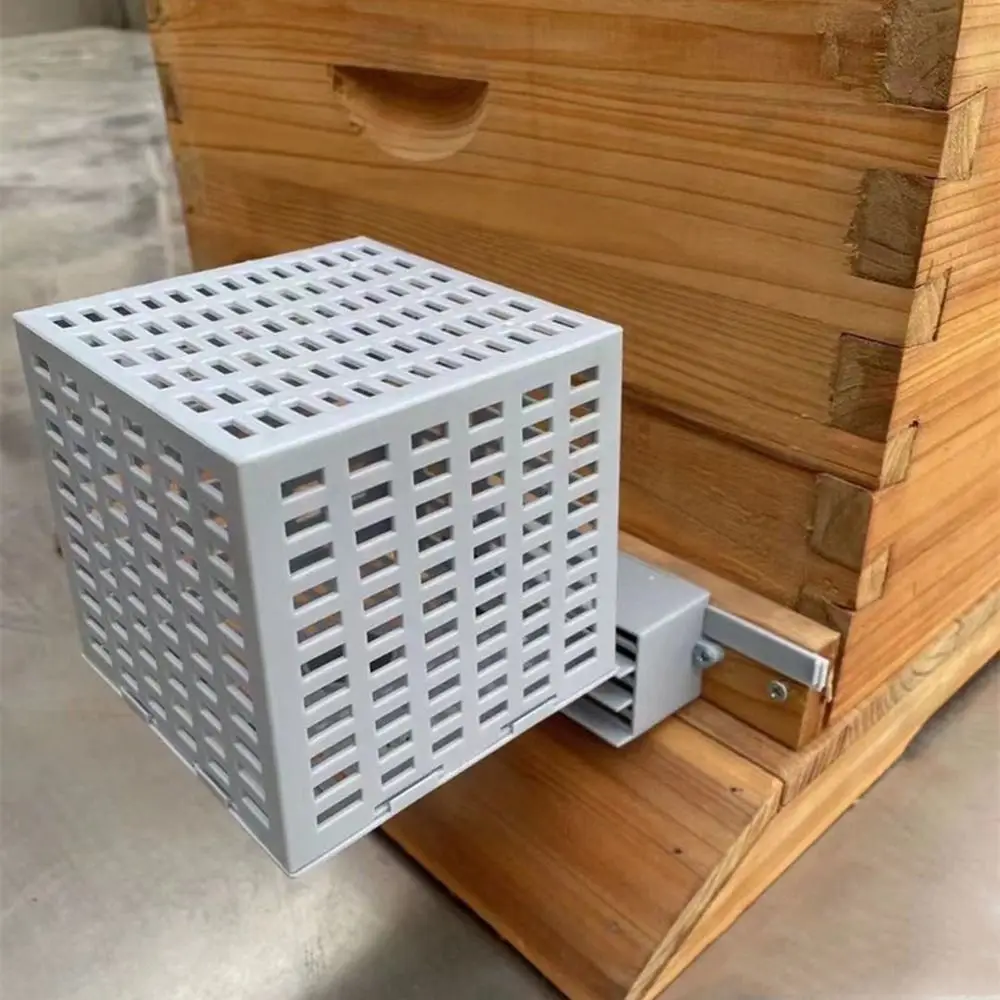 Portable Bee Hive Tool Multi-Function Practical Automatic Bee Divider Durable Plastic Divide Tool Prevent Escaping Bees