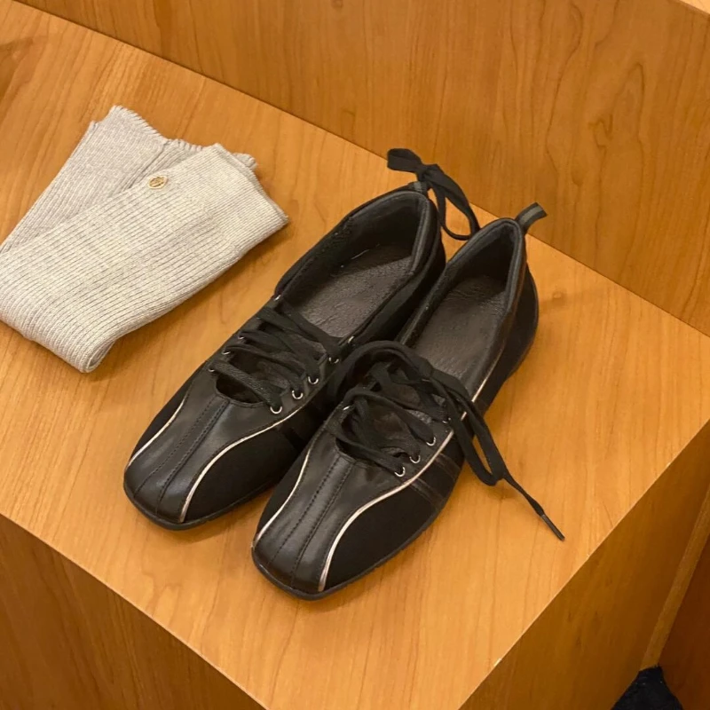 スニーカー IONSEOUL Apu Balletcore Flat Strap Leather Sneakers 5FM0068 Women's ballet flats Fashion Korean ballet style lace-up