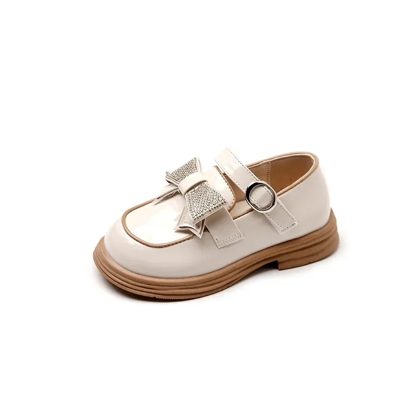 Kids Performance Flat Shoes 2024 Brand New Princess Shoes with Crystal Bow for Party Girls British Style Leather Shoes Versatile 6