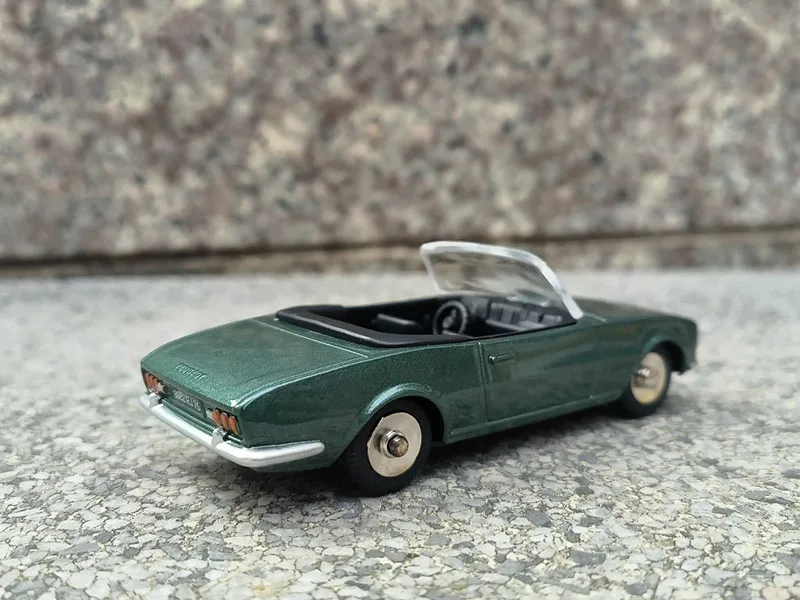 Diecast Alloy 1/43 Classic Convertible Vintage Toy Car