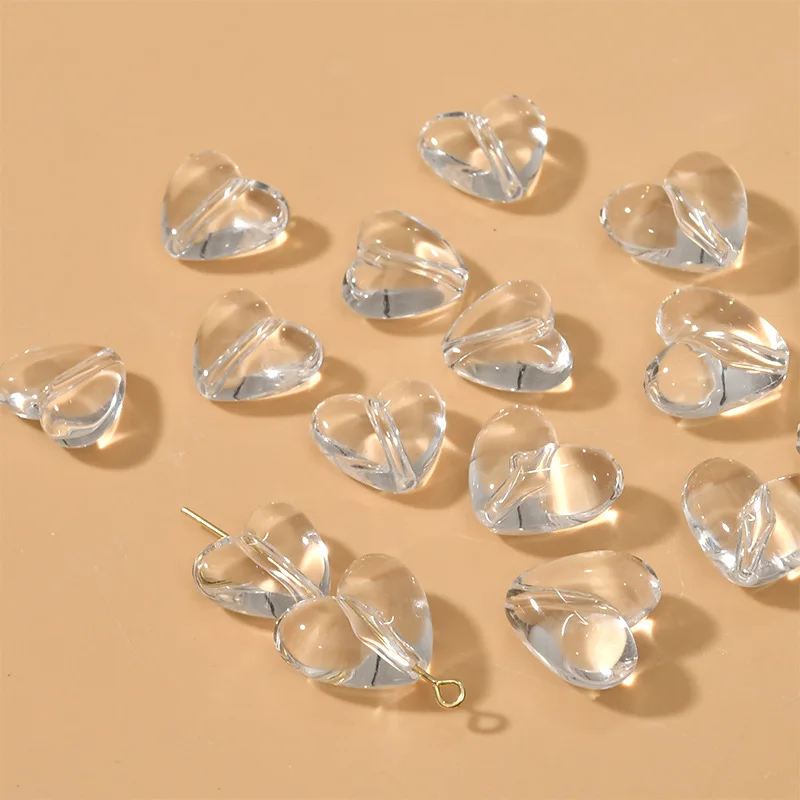 

200 шт./партия, прозрачные бусины из смолы в форме сердца
