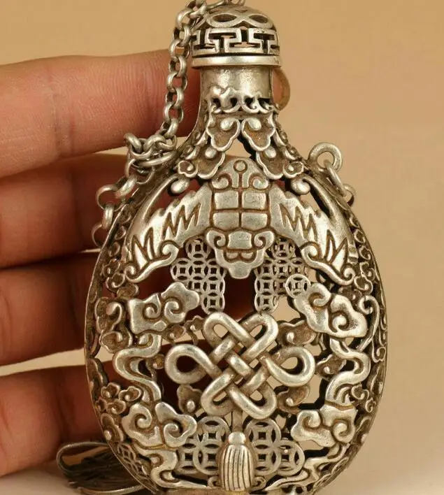 

Rare Chinese Tibet-silver Copper Hand solid Carved Bat Statue Snuff Bottle