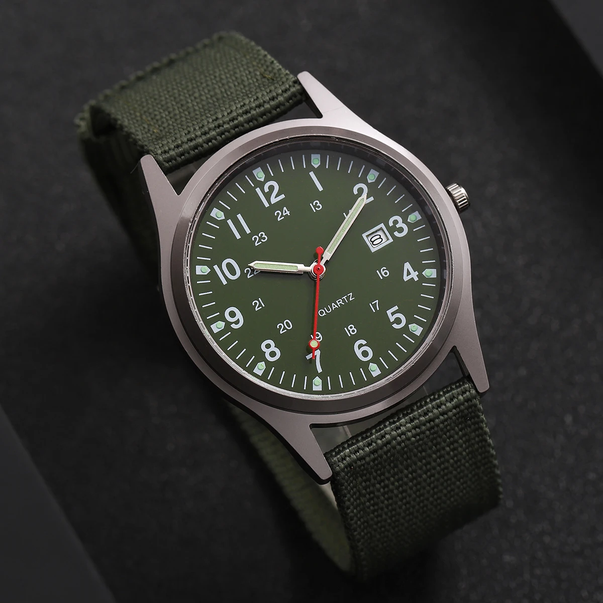 4PCs/Set Men's Vintage Watch Nylon Strap Fashion Calendar Quartz Dial Green Leather Bracelet Set 6