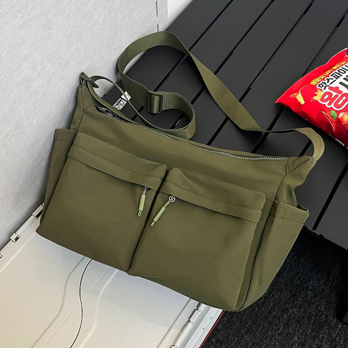 Big Bag Retro Nylon Female Bag Large-Capacity Handbag Commuter Shoulder Bag College Student Class School Bag Tote Bag to School