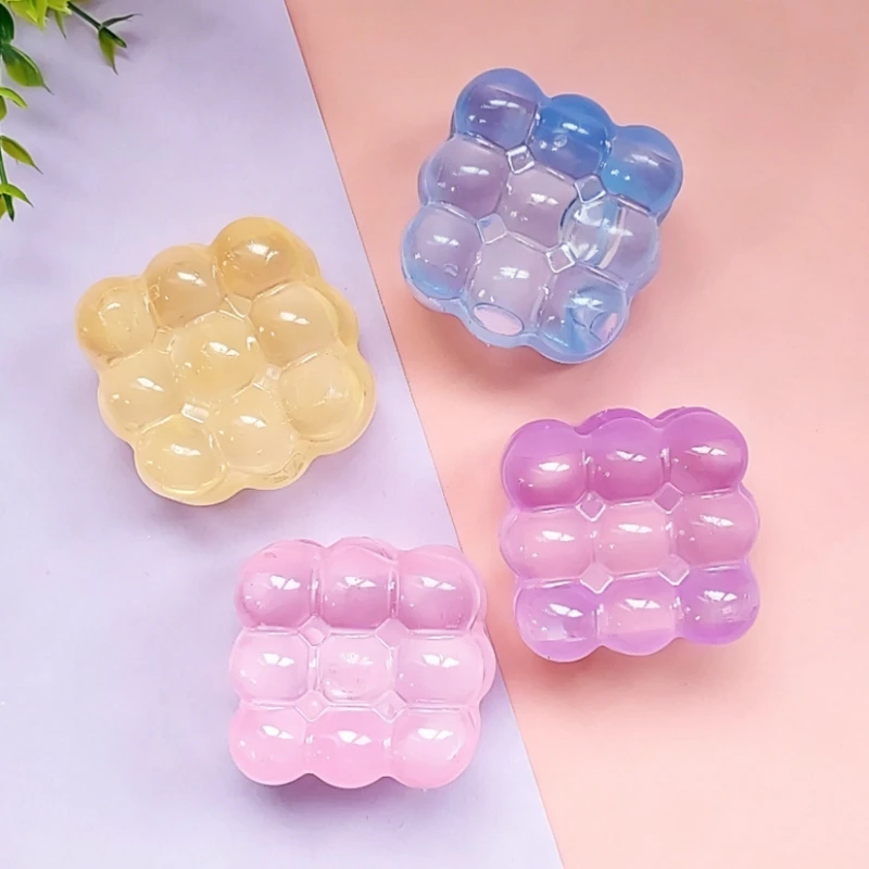 말랑말랑한 큐빅 말토즈 피젯 토이 밝은 색상의 느린 상승 말토즈 스퀴즈 토이 재미있는 안티 스트레스 감각 장난감 크리스마스 장난감