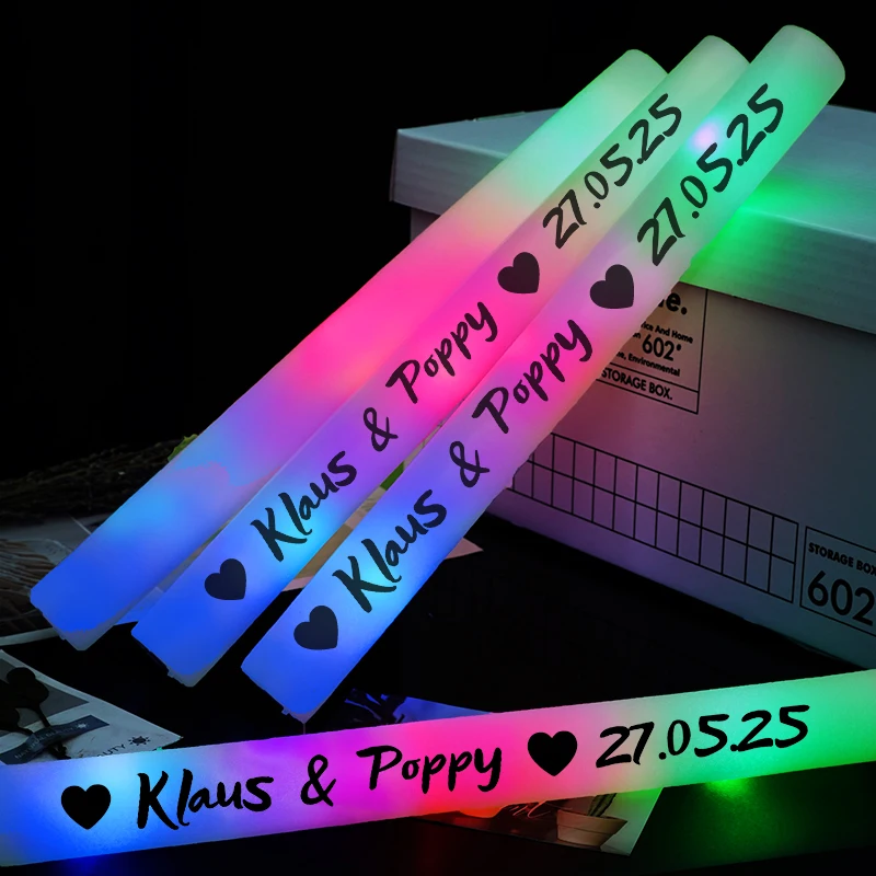 12/15/30/60 sztuk luzem kolorowe pałeczki świecące LED RGB LED świecące kij piankowy Cheer Tube ciemne światło urodziny materiały na wesele