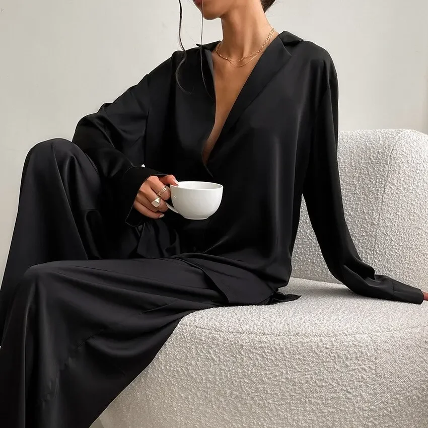 New Women Silk Pajamas Imitation Ice Silk Black Comfortable Light Luxury Color Long Sleeve WIde Pants Sleepwear Set