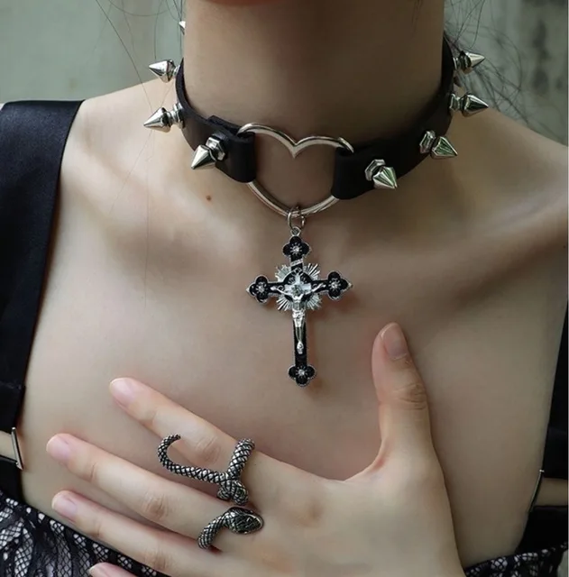 最新のデザイン Spikey chain necklace ネックレス y2k シルバー 古着 ネックレス 