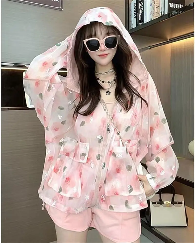 여름 새 여성의 느슨한 맞는 캐주얼 꽃 무늬 후드 선 스크린 옷 몸집이 작은 유행 경량 통기성 자켓