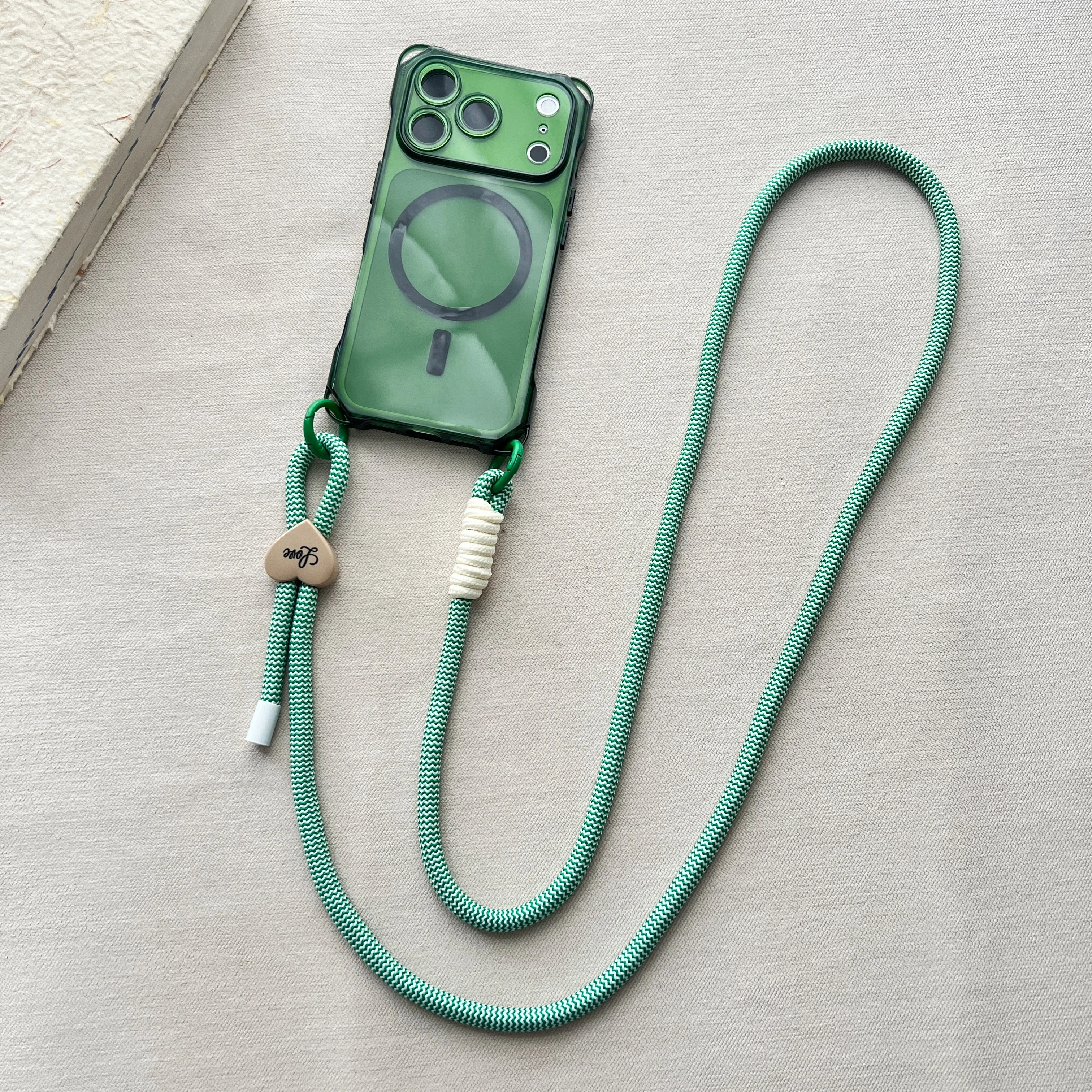 Adjustable Lanyard Phone Case with Anti-Drop Magnetic Protection