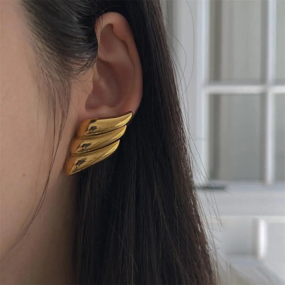 Exquisite Geometric Wing Shape Chunky Stud Earrings Premium Gold Plated Stainless Steel Statement Earring Stylish Bijoux Aretes
