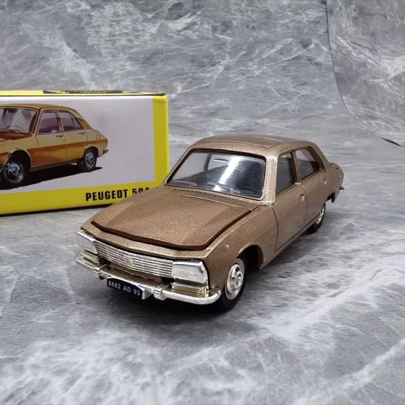 Dinky Peugeot 504 ミニカー 1:43 Scale Dinky Toys 1423 Diecast Metal Car Model Cabriolet