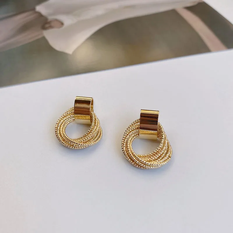 Retro Metallic Gold Color Multiple Small Circle Pendant Earrings 2022 New Jewelry Fashion Wedding Party Earrings For Woman