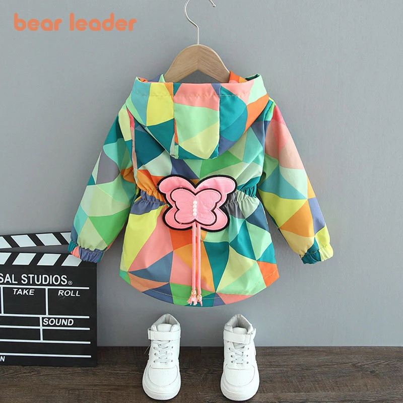 Bear leader-jaqueta longa com apliques de borboleta para meninas de 1 a 6 anos, roupas casuais ao ar livre, nova moda, primavera e outono, 2023