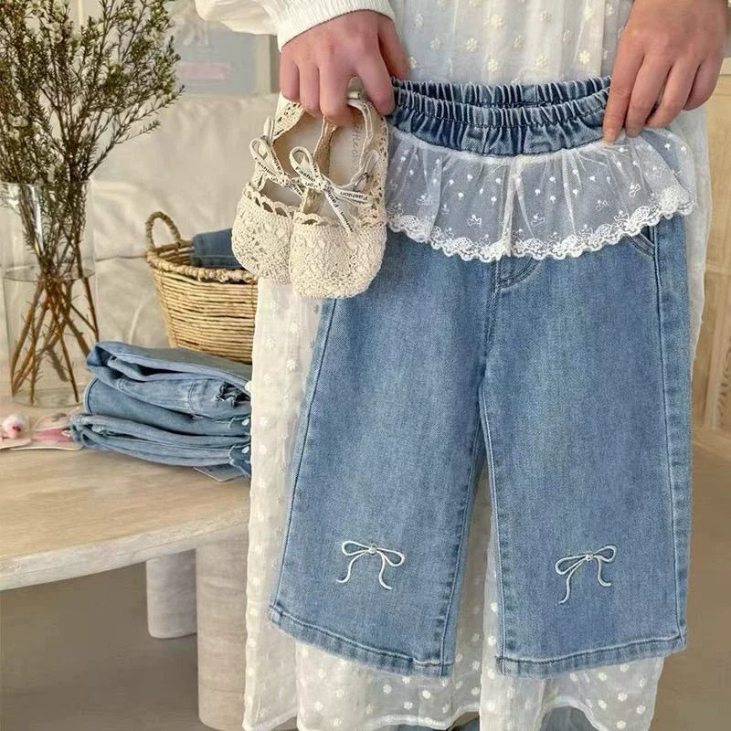 Mädchen-Jeans mit Spitzenapplikationen, Neue Bestickte Schleifen-Jeans, Kinderkleidung, Gerade Hosen, Weite Hosen für 2-8 Jahre – Detail 3