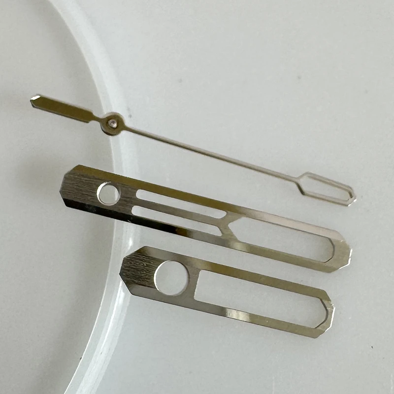 Hochwertige, modifizierte, ausgehöhlte Silber-/Gold-/Roségold-Uhrzeiger, 8 mm x 12 mm x 12,5 mm, Uhrenzubehör für NH35/NH36/4R/7S-Uhrwerk – Detail 4